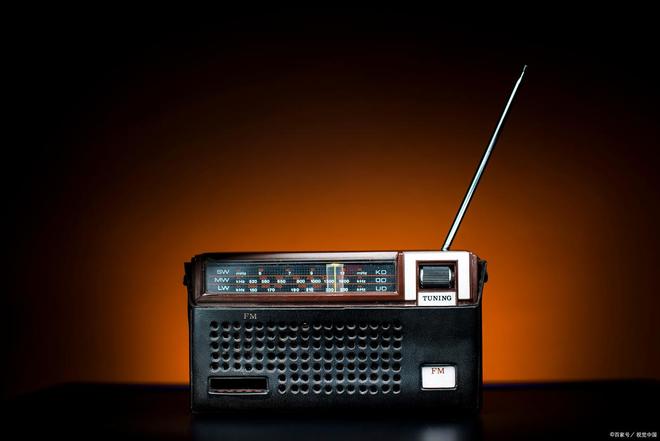 技术沉淀与情怀传承的典范看看你用过哪款？J9国际集团中国最厉害的三个收音机品牌：(图2)
